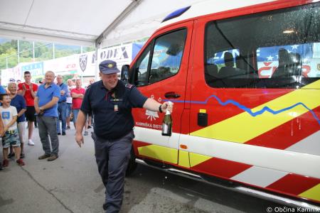 Gasilke in gasilci Prostovoljnega gasilskega društva Kamniška Bistrica bogatejši za novo vozilo in motorno črpalko (85)